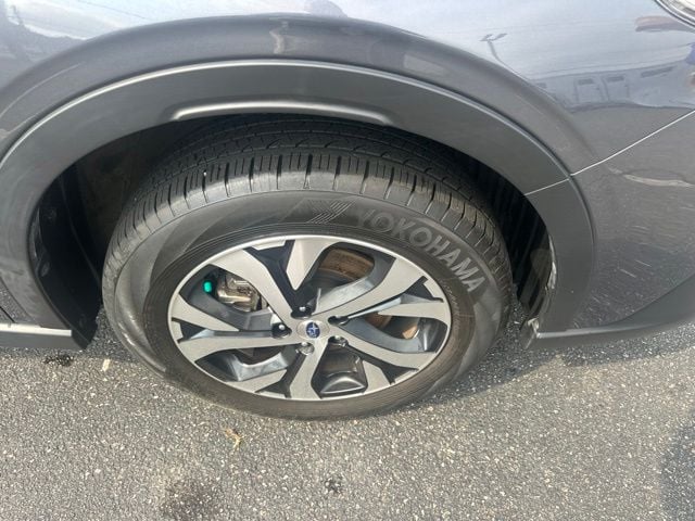 Pre-Owned 2022 Subaru Outback Limited - photo - 18