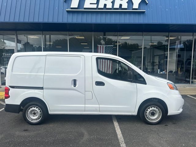 Pre-Owned 2021 Nissan NV200 S - photo - 0