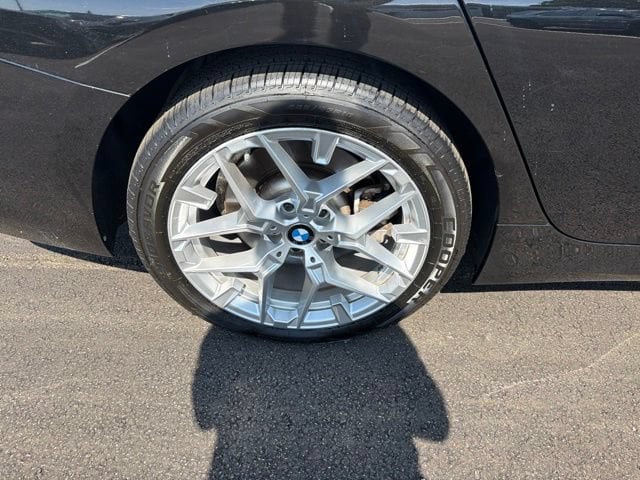 Pre-Owned 2025 BMW 3 Series 330i xDrive - photo - 26