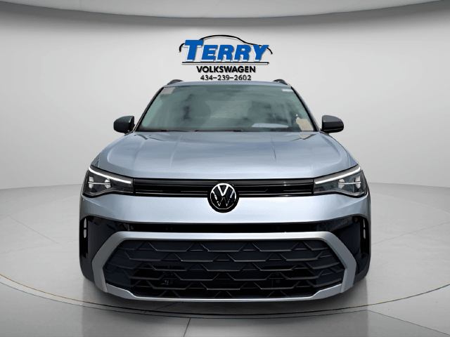 Pre-Owned 2025 Volkswagen Taos 1.5T S - photo - 1