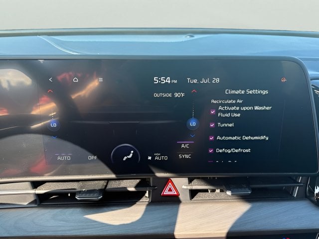 Pre-Owned 2023 Kia Sportage X-Line - photo - 15