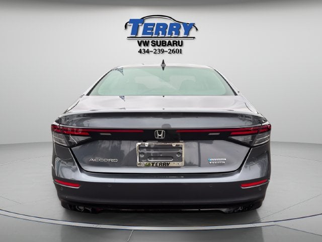 Pre-Owned 2024 Honda Accord Hybrid Touring - photo - 2