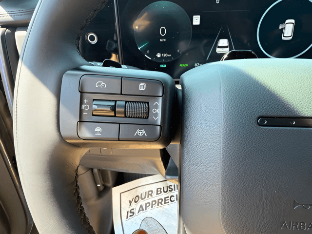 Pre-Owned 2026 Hyundai Santa Fe Hybrid Calligraphy - photo - 17