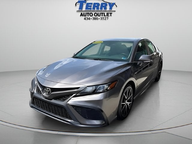 Pre-Owned 2024 Toyota Camry SE - photo - 3