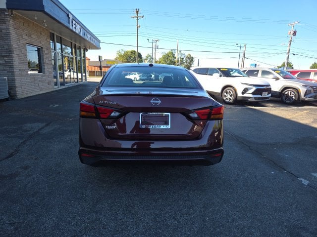 Pre-Owned 2025 Nissan Altima 2.5 SV - photo - 4