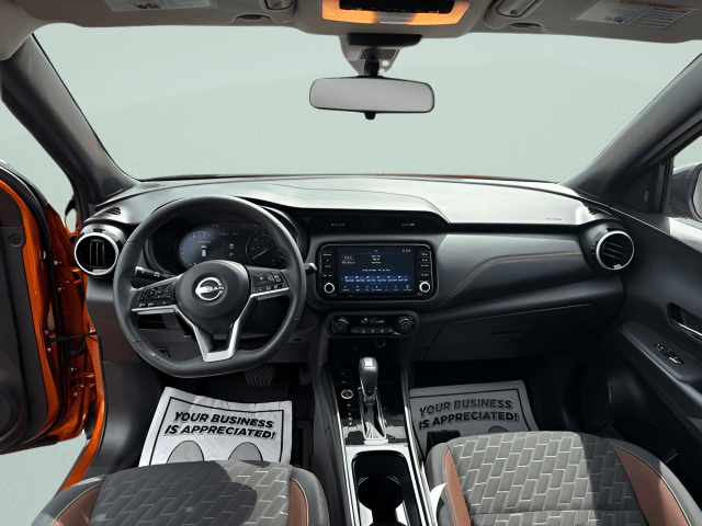 Pre-Owned 2023 Nissan Kicks SR - photo - 8