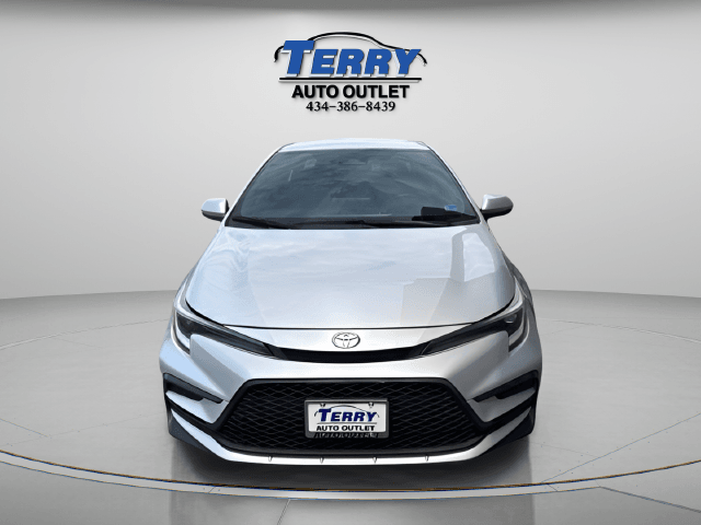Pre-Owned 2023 Toyota Corolla SE - photo - 2
