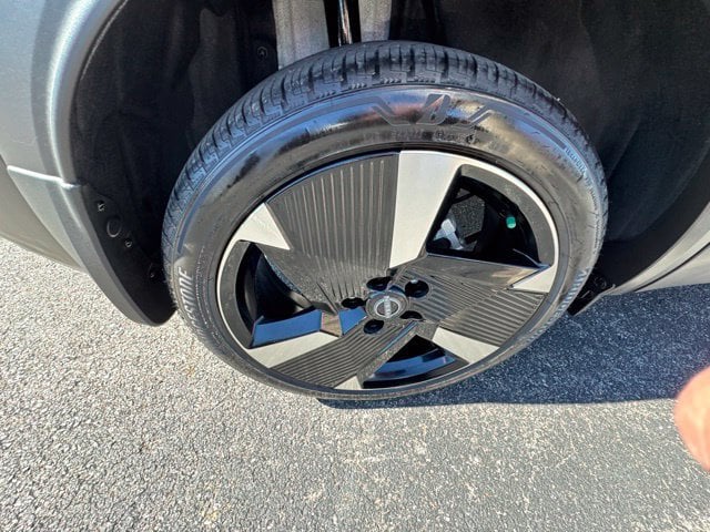 Pre-Owned 2026 Nissan Kicks SR - photo - 14