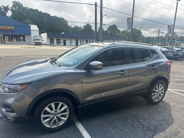 Pre-Owned 2020 Nissan Rogue Sport SV - photo - 2
