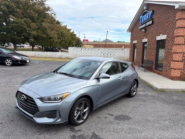 Pre-Owned 2019 Hyundai Veloster 2.0 - photo - 1