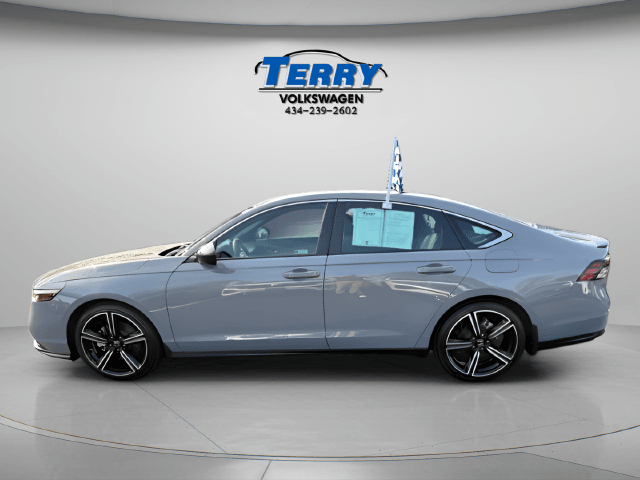 Pre-Owned 2025 Honda Accord Hybrid Sport - photo - 1