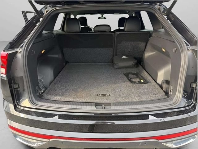 Pre-Owned 2022 Volkswagen Atlas Cross Sport 3.6L V6 SE w/Technology - photo - 15