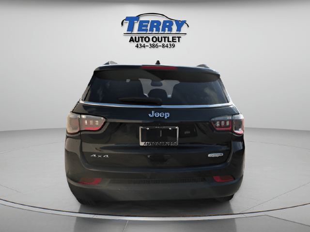 Pre-Owned 2024 Jeep Compass Latitude - photo - 6