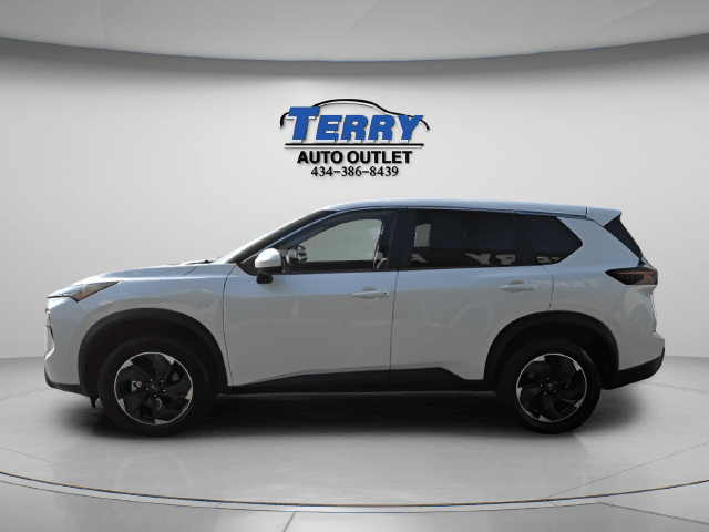 Pre-Owned 2025 Nissan Rogue SV - photo - 4