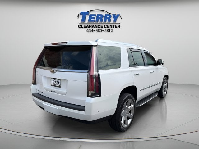 Pre-Owned 2019 Cadillac Escalade Luxury - photo - 4