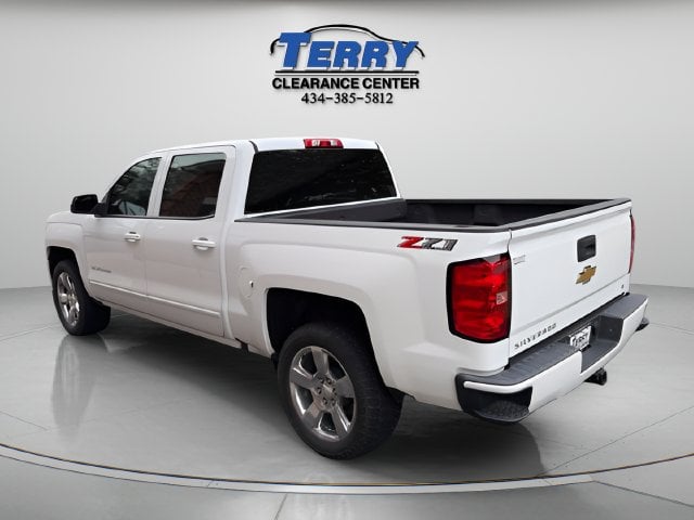 Pre-Owned 2018 Chevrolet Silverado 1500 LT - photo - 3