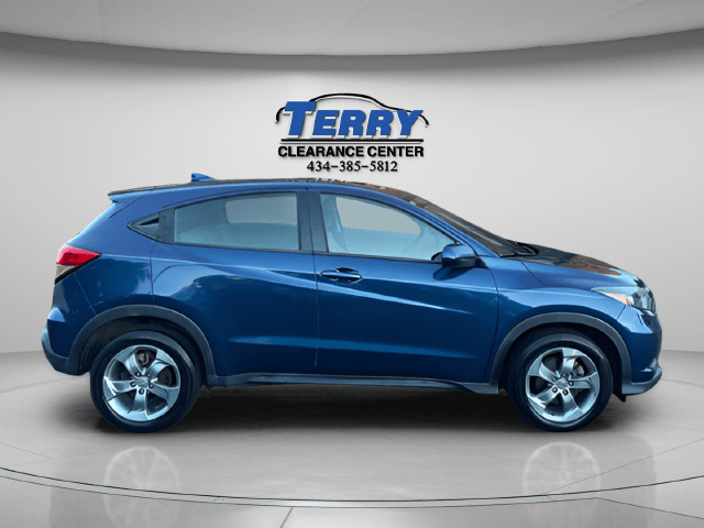 Pre-Owned 2017 Honda HR-V LX - photo - 0