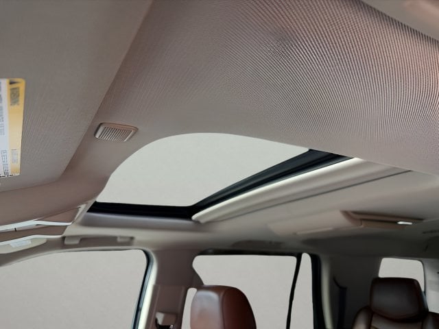 Pre-Owned 2019 Cadillac Escalade Luxury - photo - 13