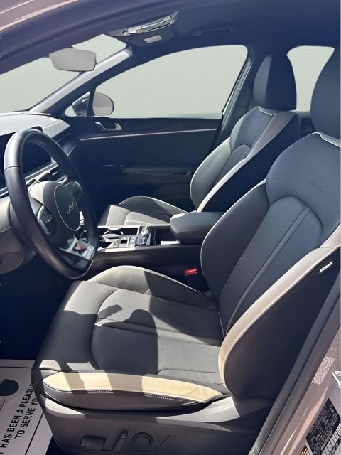 Pre-Owned 2025 Kia K5 GT-Line - photo - 8