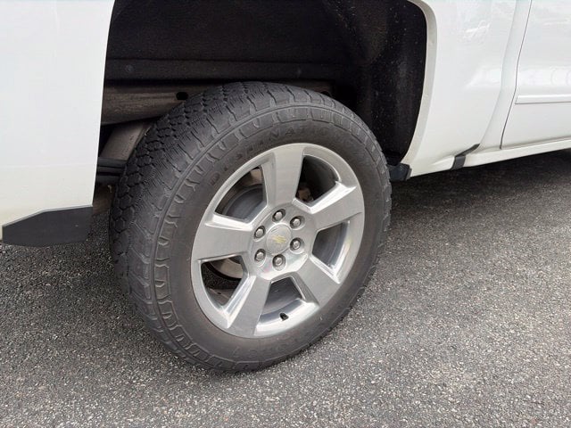 Pre-Owned 2018 Chevrolet Silverado 1500 LT - photo - 16