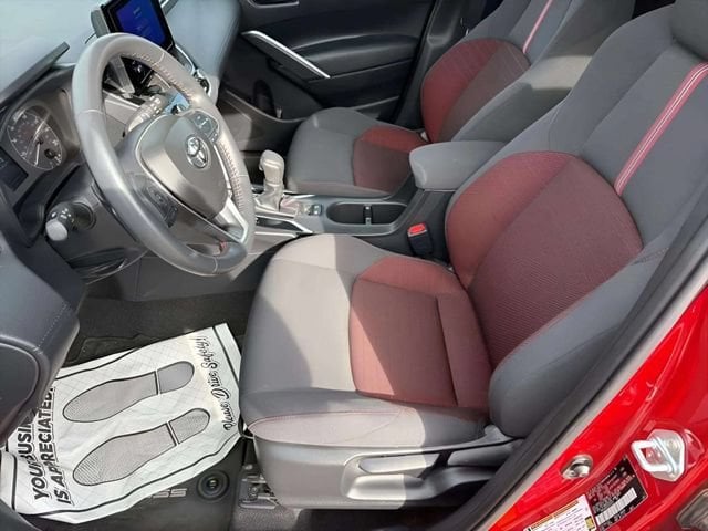 Pre-Owned 2024 Toyota Corolla Cross Hybrid XSE - photo - 20