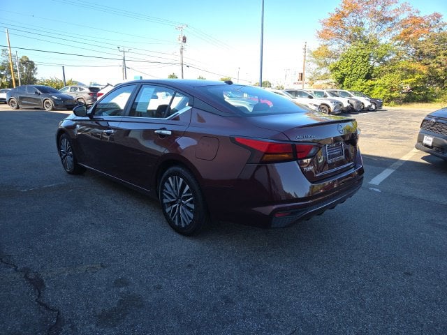 Pre-Owned 2025 Nissan Altima 2.5 SV - photo - 3