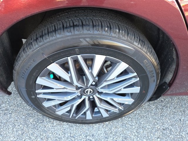 Pre-Owned 2025 Nissan Altima 2.5 SV - photo - 11