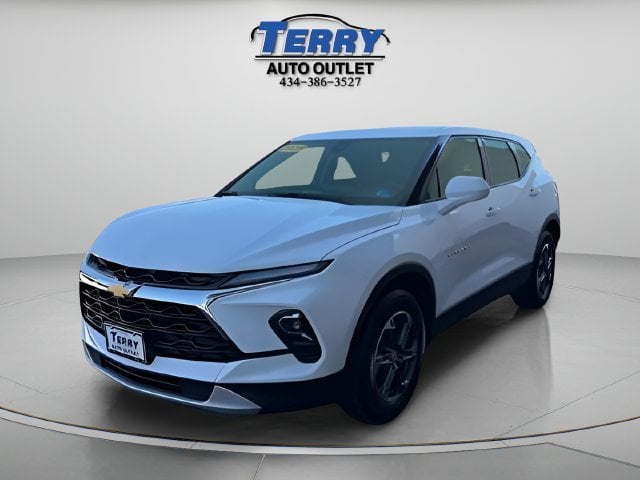 Pre-Owned 2025 Chevrolet Blazer LT - photo - 3