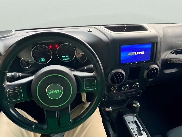 Pre-Owned 2016 Jeep Wrangler Unlimited Sport - photo - 8
