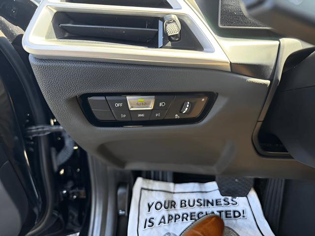 Pre-Owned 2025 BMW 3 Series 330i xDrive - photo - 12