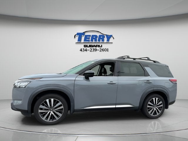 Pre-Owned 2022 Nissan Pathfinder Platinum - photo - 2