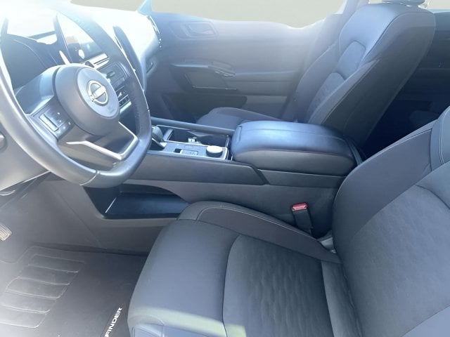 Pre-Owned 2025 Nissan Pathfinder SV - photo - 6