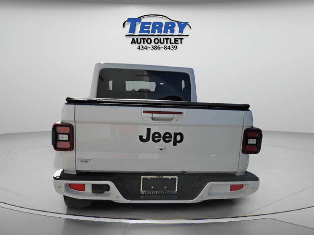 Pre-Owned 2023 Jeep Gladiator Overland - photo - 6