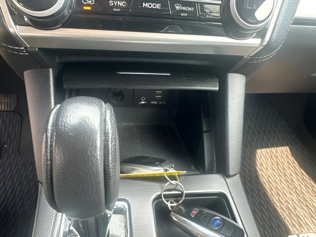 Pre-Owned 2019 Subaru Outback 2.5i - photo - 12