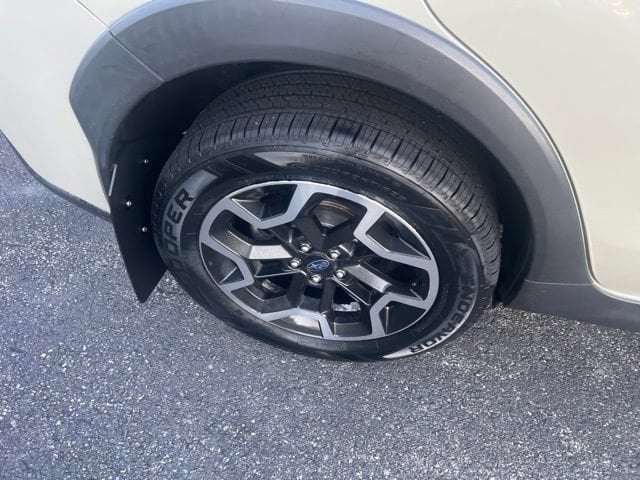 Pre-Owned 2016 Subaru Crosstrek 2.0i Limited - photo - 4