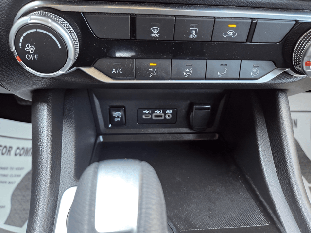 Pre-Owned 2024 Nissan Sentra SV - photo - 6