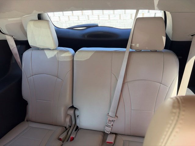 Pre-Owned 2018 Buick Enclave Essence - photo - 6