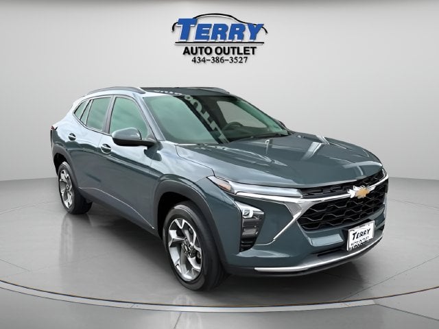 Pre-Owned 2025 Chevrolet Trax LT - photo - 1