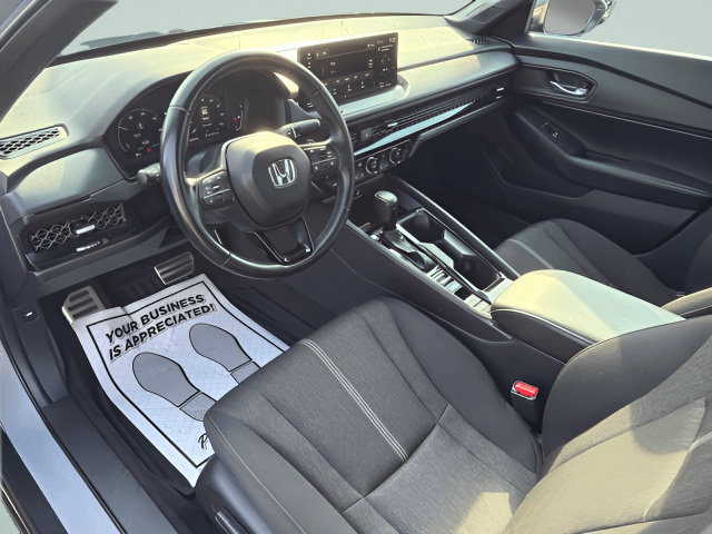 Pre-Owned 2025 Honda Accord Hybrid Sport - photo - 3